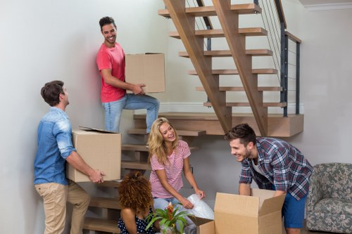 Removal truck hire for a home move in Bigginhill