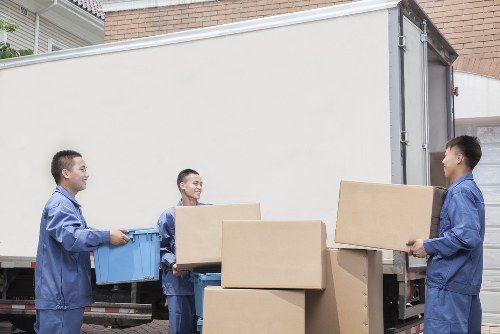 House movers helping a family relocate in Bigginhill