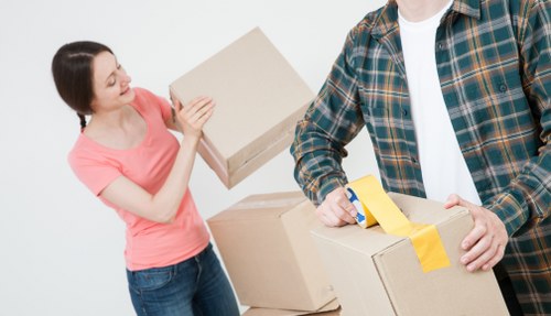 Commercial removal truck hire serving Bigginhill businesses