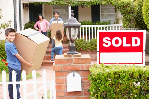 Residential packing support for families in Bigginhill