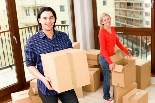 Commercial moving truck service for businesses in Bigginhill